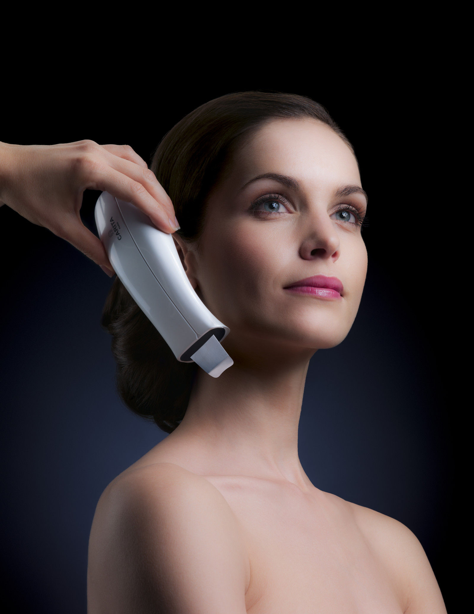 Romain RECHT – Retoucheur Photo Beauté - PARIS - CAMPAGNE CARITA